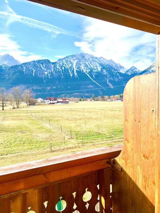 Apartmán Gutshof Zum Schluxen Pinswang Exteriér fotografie